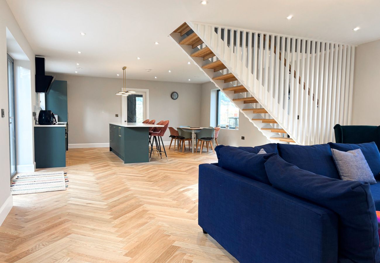 Clifden Holiday Home. Modern luxury home. Open plan to stairs and additional living room 