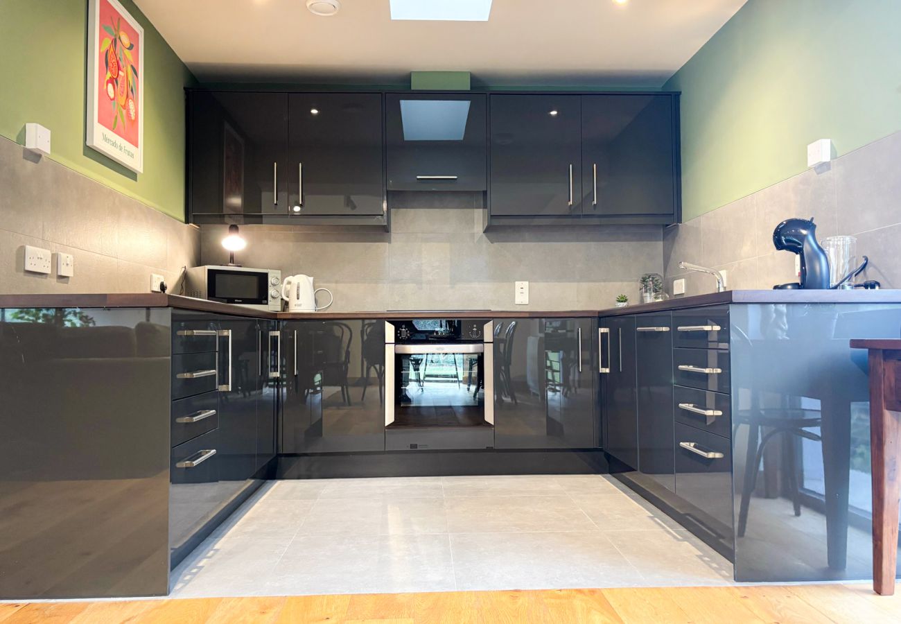 Kylemore Gate Lodge. Modern family holiday home stylish kitchen