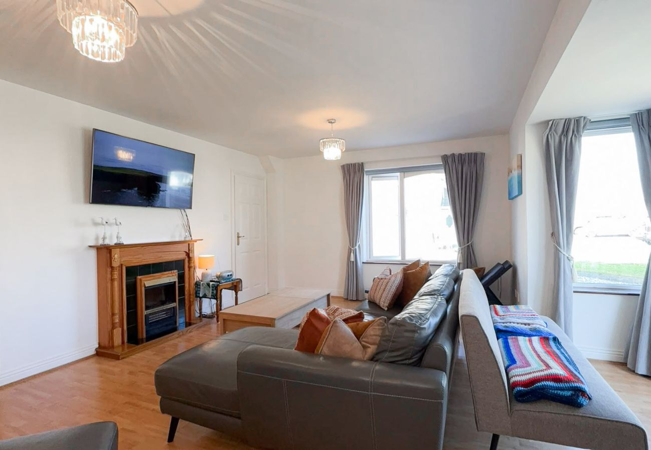 MooreBayHolidayVillage8D. Modern bright Living Room. Contemporary furniture with views